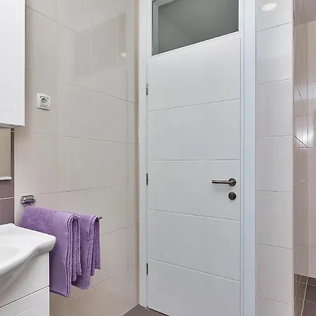 Maslina With Heated Pool Veliko Brdo (Makarska)